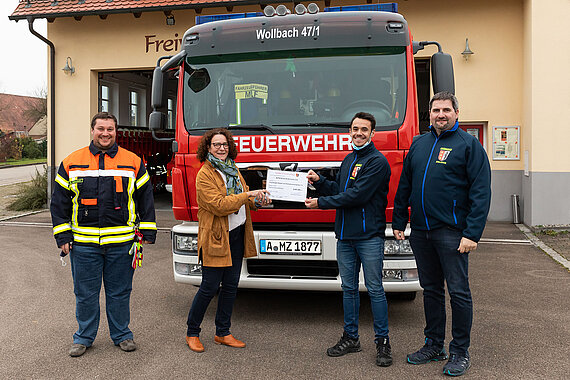 Spendenübergabe FFW Wollbach Spendenübergabe FFW Wollbach