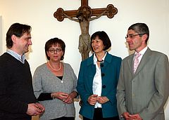 Eckhard Eichner, Renate Flach, Dr. Margarethe Beck (alle Vorstandschaft AHPV) und Dr. Klaus Donaubauer